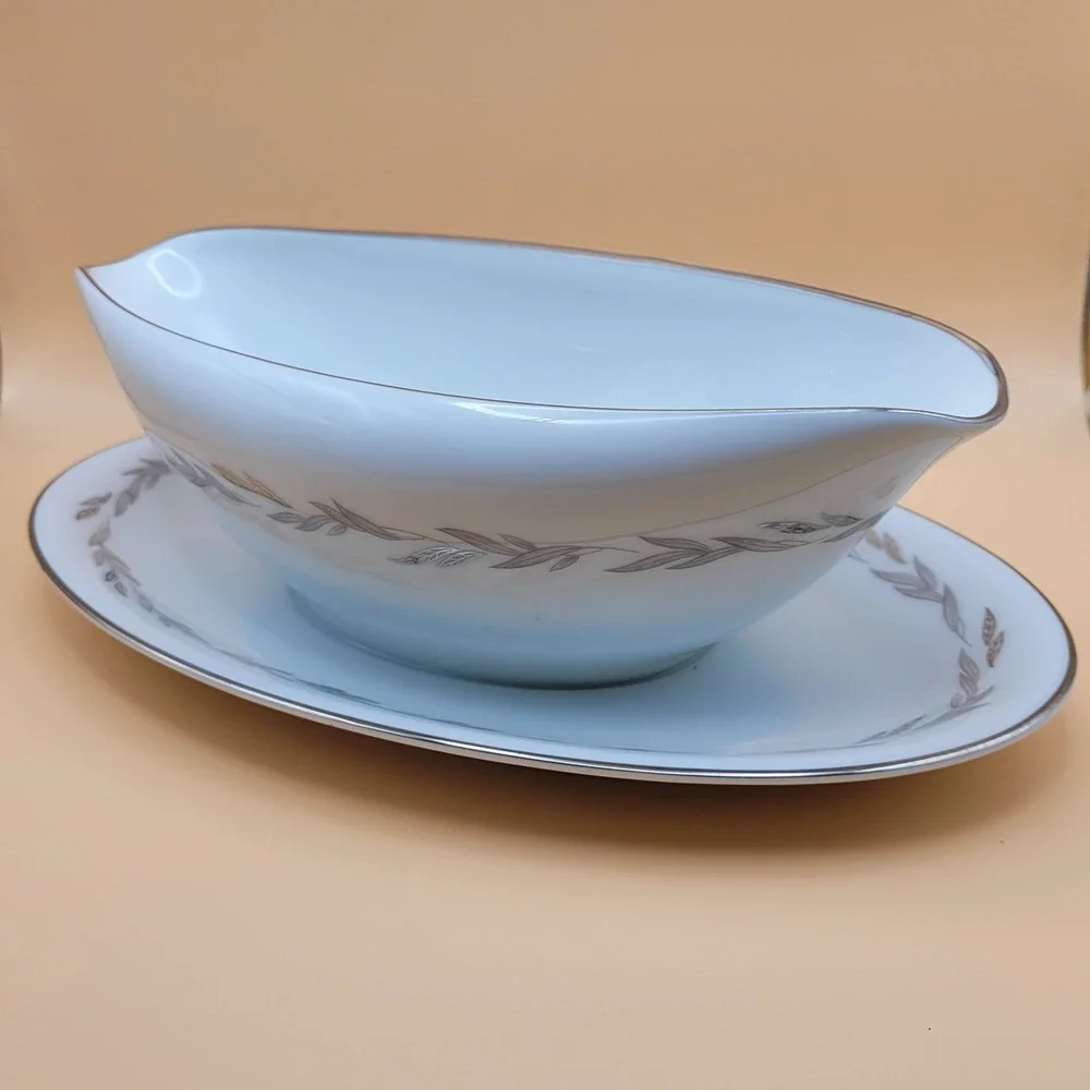 Noritake Graywood 6041 Gravy Boat‎ Silver Trim JAPAN Vintage